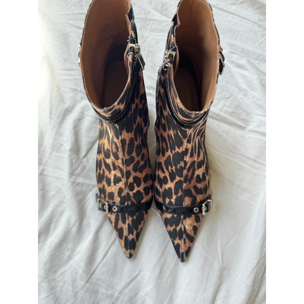 GANNI Leopard Beige & Black Satin Eyelet Kitten Heel Boots Women's Size 39 8.5/9